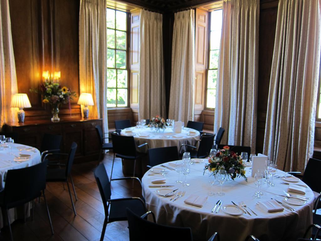 Chicheley Hall Luaran gambar
