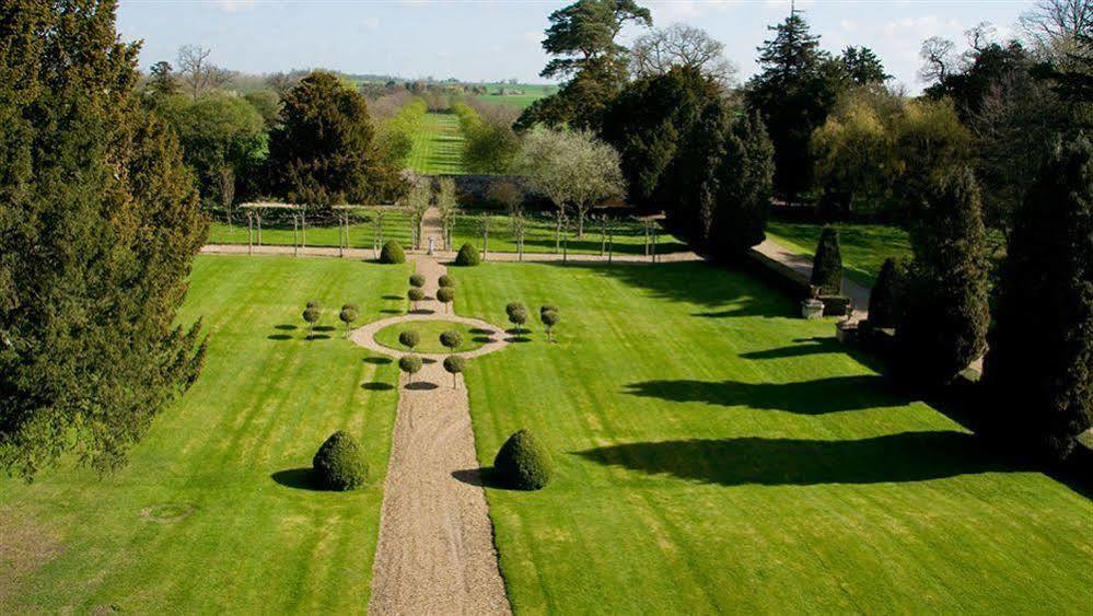 Chicheley Hall Luaran gambar